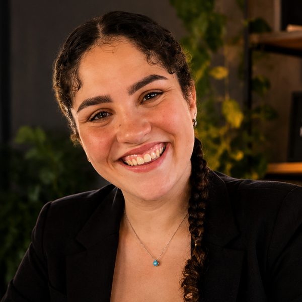 Rafaela Badur sorrindo